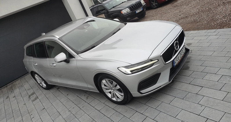 Volvo V60 cena 98277 przebieg: 133000, rok produkcji 2018 z Międzyrzecz małe 742